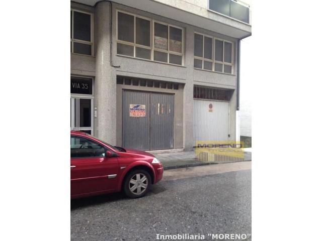 Local comercial en alquiler en Sarria photo 0