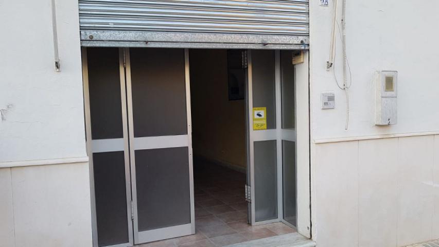 Local comercial en alquiler en Bormujos, Centro photo 0