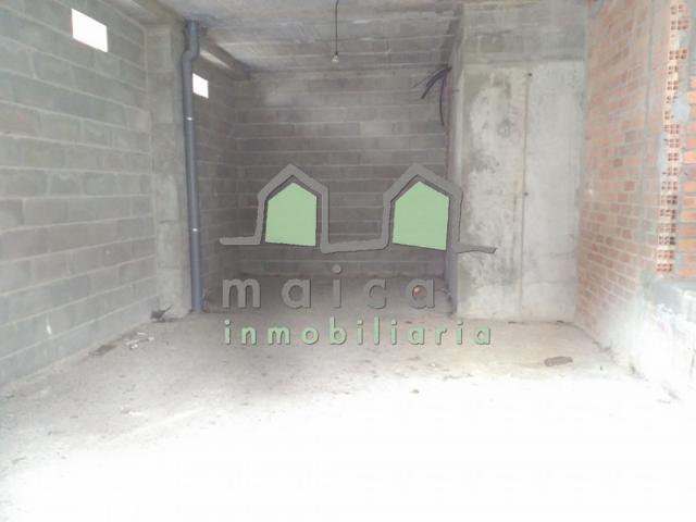 Local comercial en alquiler en Vigo, Doblada photo 0