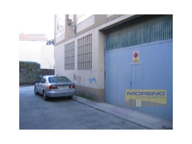 Local comercial en alquiler en Sarria photo 0
