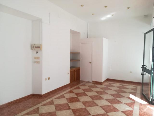 Local comercial en alquiler en Puerto Real, Centro photo 0
