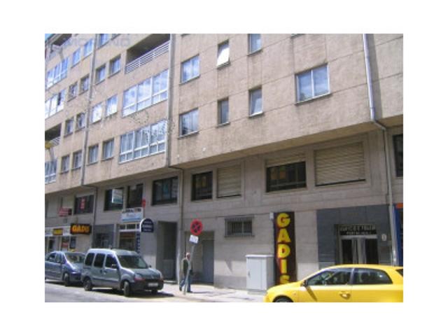 Oficina en alquiler en Sarria photo 0