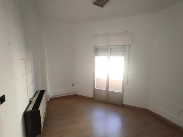 Oficina en alquiler en Badajoz, Centro photo 0