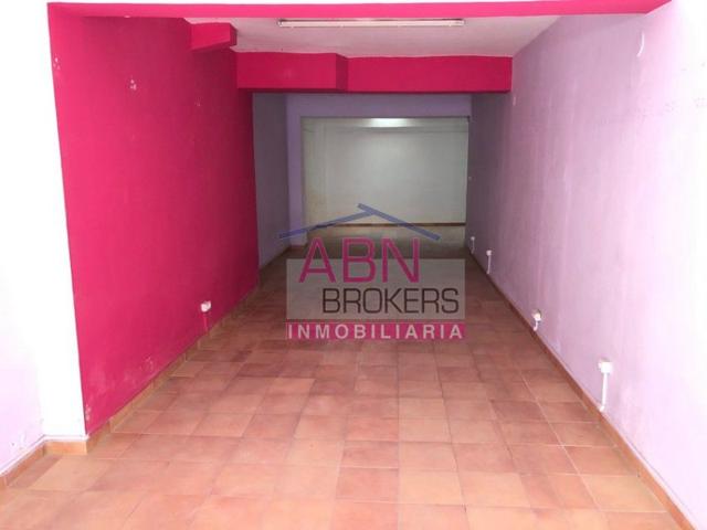 Local comercial en alquiler en Albaida, Albaida photo 0