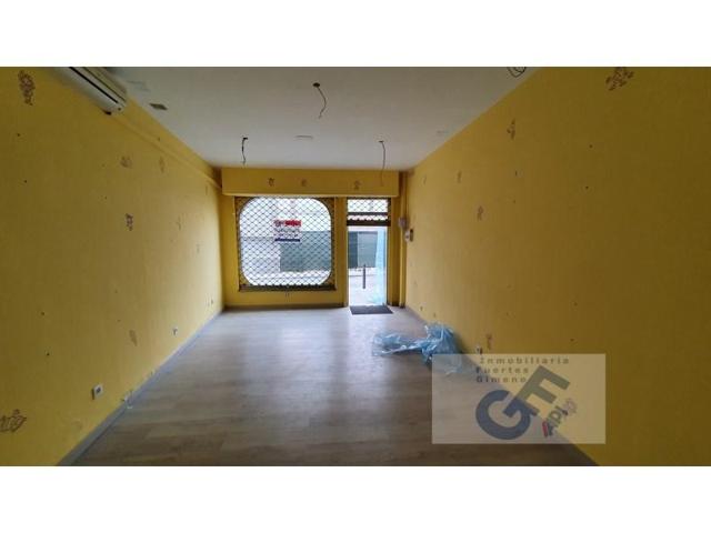 Local comercial en alquiler en Pozoblanco photo 0