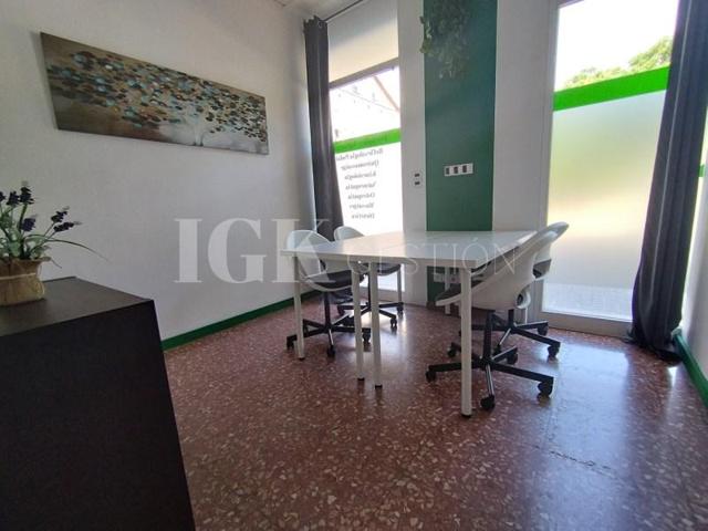 Oficina en alquiler en Mataró, Semicentro photo 0