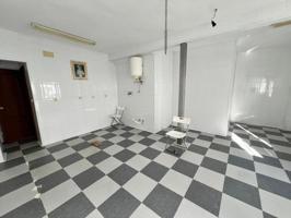 Local comercial en alquiler en Ubrique, ACAPULCO photo 0