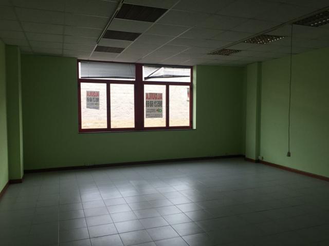 Oficina en alquiler en Oviedo, Cerdeno photo 0