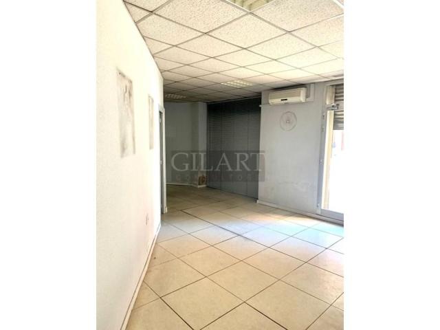 Local comercial en alquiler en Lleida photo 0