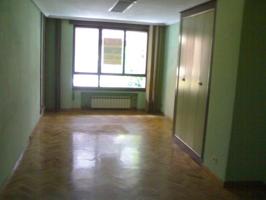 Oficina en alquiler en Oviedo, Centro photo 0