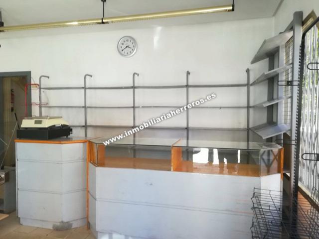 Local comercial en alquiler en Logroño, Universidad photo 0