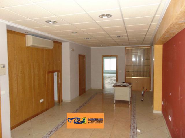 Local comercial en alquiler en Valdepeñas, Centro photo 0