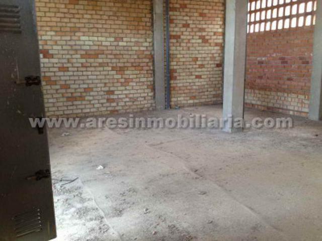 Local comercial en alquiler en Écija, Alcarrachela photo 0