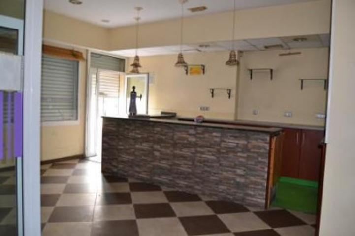 Local comercial en alquiler en Moraña, Morana photo 0