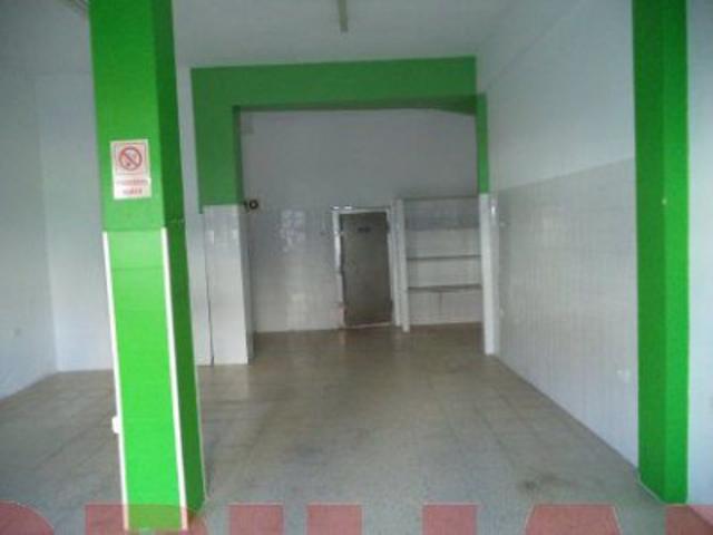 Local comercial en alquiler en Almendralejo, Santiago - Ermita photo 0