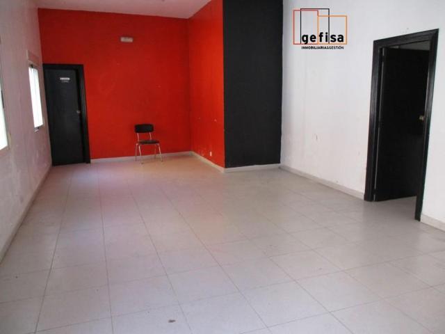 Local comercial en alquiler en Valdepeñas, Centro photo 0
