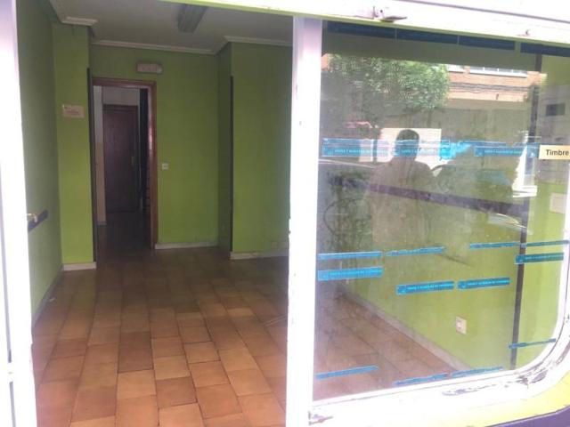 Local comercial en alquiler en Valladolid, Rondilla photo 0