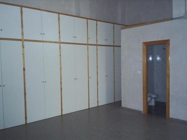 Local comercial en alquiler en Elda, San Francisco - Avda. Olimpiadas photo 0