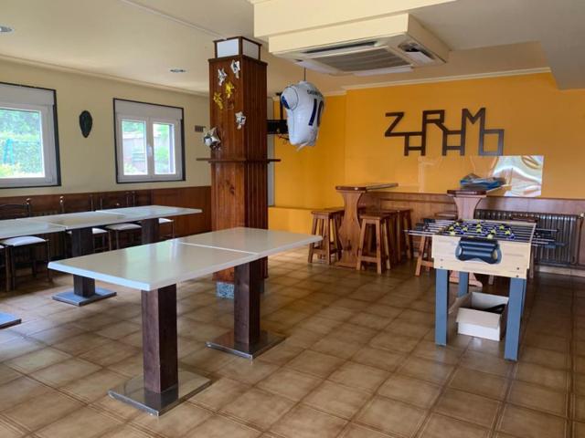 Local comercial en alquiler en Boqueixón, Boqueixon photo 0