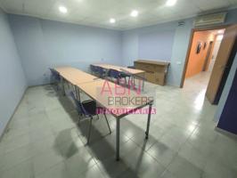 Local comercial en alquiler en Albaida, Albaida photo 0