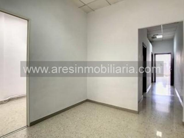 Local comercial en alquiler en Écija, Calle Cordoba photo 0