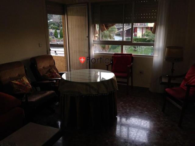 Piso en alquiler en Martos, Parque photo 0