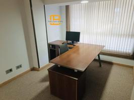 Oficina en alquiler en Colindres, Colindres photo 0