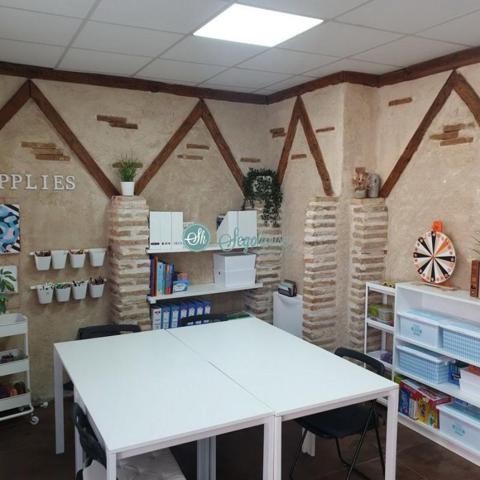 Local comercial en alquiler en Torrecaballeros, Torrecaballeros photo 0