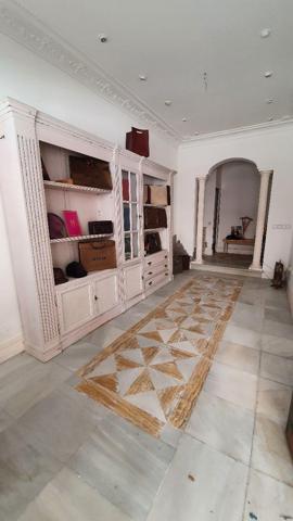 Local comercial en alquiler en Torrelavega, Torrelavega photo 0