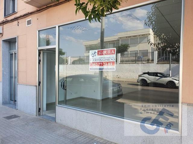 Local comercial en alquiler en Pozoblanco photo 0