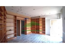 Local comercial en alquiler en Falset photo 0