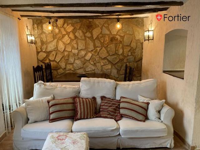 Casa en alquiler en Martos, Centro - Fuente Nueva photo 0