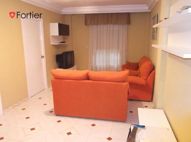 Piso en alquiler en Martos, Parque photo 0