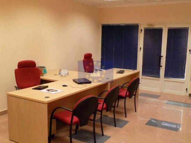 Local comercial en alquiler en Cuenca, Centro photo 0