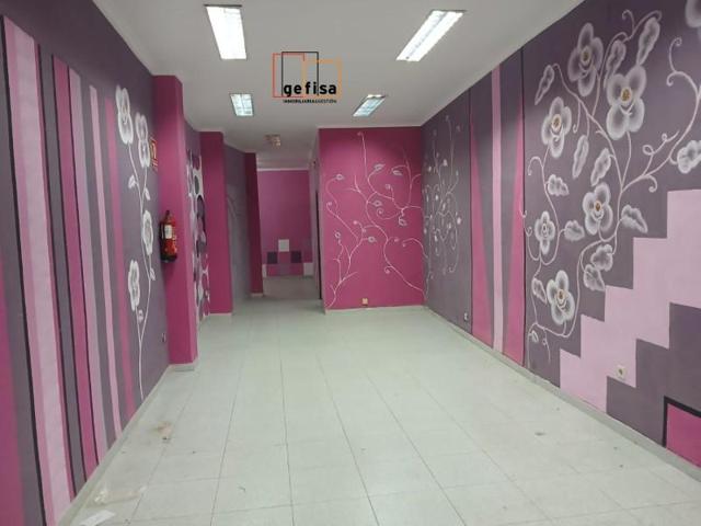 Local comercial en alquiler en Valdepeñas, Centro photo 0