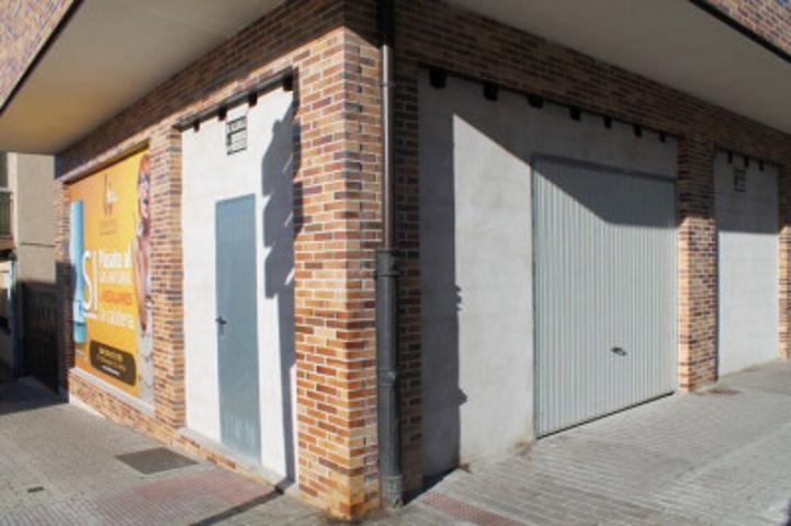 Local comercial en alquiler en Ávila, Sur photo 0