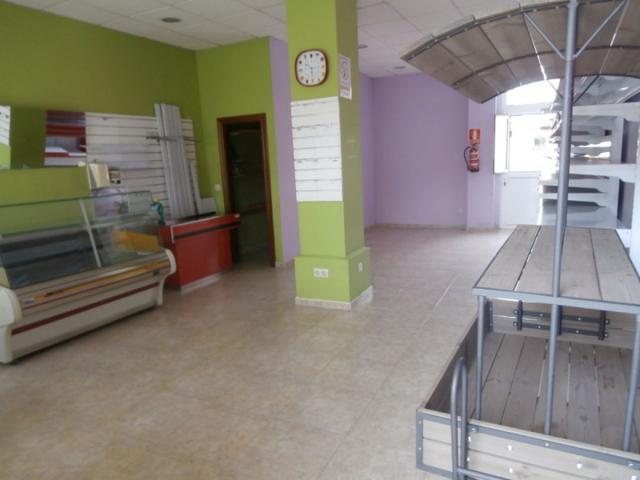 Local comercial en alquiler en Grado, Grado photo 0