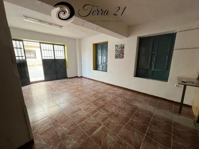 Local comercial en alquiler en Jaén, La Luna photo 0