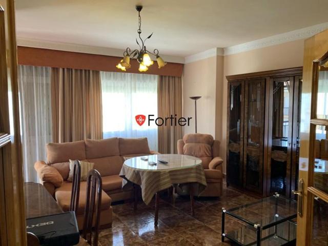 Piso en alquiler en Martos, Parque photo 0