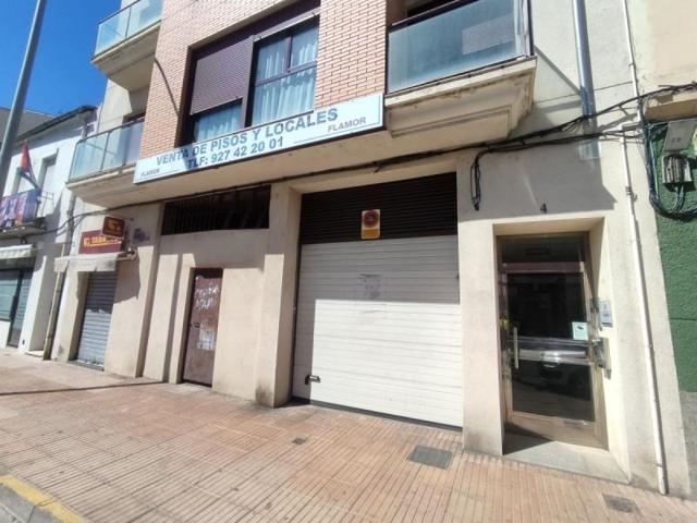 Local comercial en alquiler en Plasencia, Carretera - Caceres photo 0