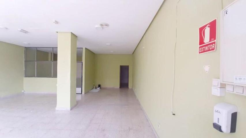 Local comercial en alquiler en Valdepeñas, Paseo de la Estacion photo 0