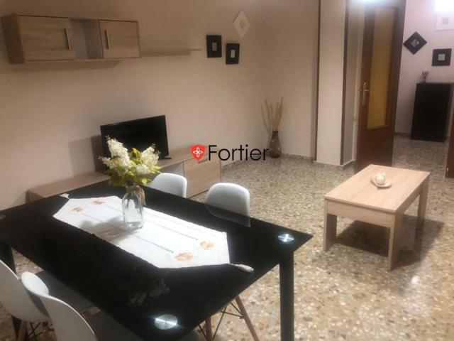 Piso en alquiler en Martos, Parque photo 0