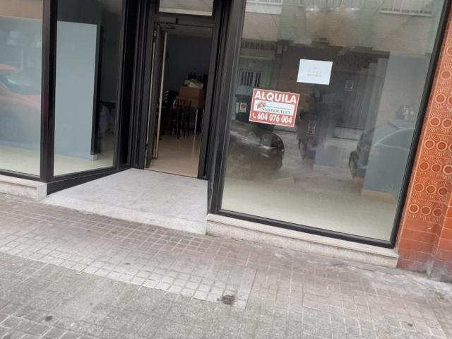 Local comercial en alquiler en Ferrol photo 0