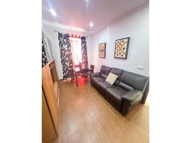 Piso en alquiler en Lebrija photo 0