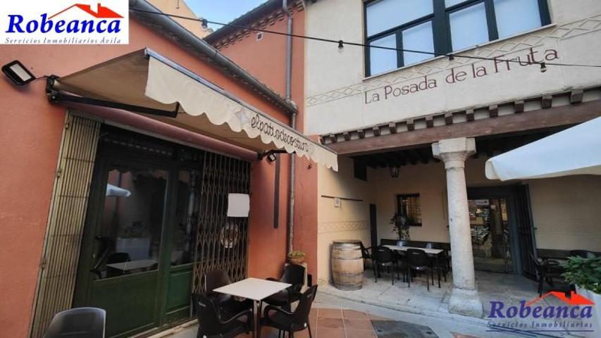 Local comercial en alquiler en Ávila, Centro - Mercado Chico photo 0
