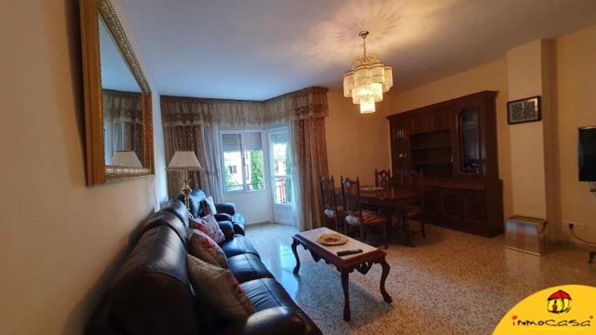 Piso en alquiler en Alcalá la Real, Alcala La Real photo 0