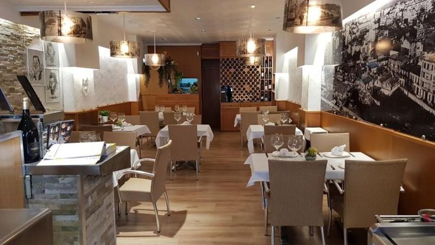 Local comercial en alquiler en Valencia, Valencia photo 0