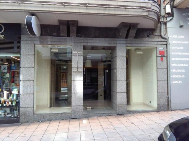 Local comercial en alquiler en Avilés photo 0