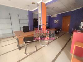 Local comercial en alquiler en Albaida, Albaida photo 0
