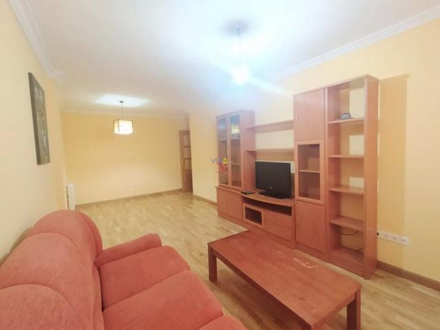 Piso en alquiler en Castellanos de Moriscos, Castellanos De Moriscos photo 0